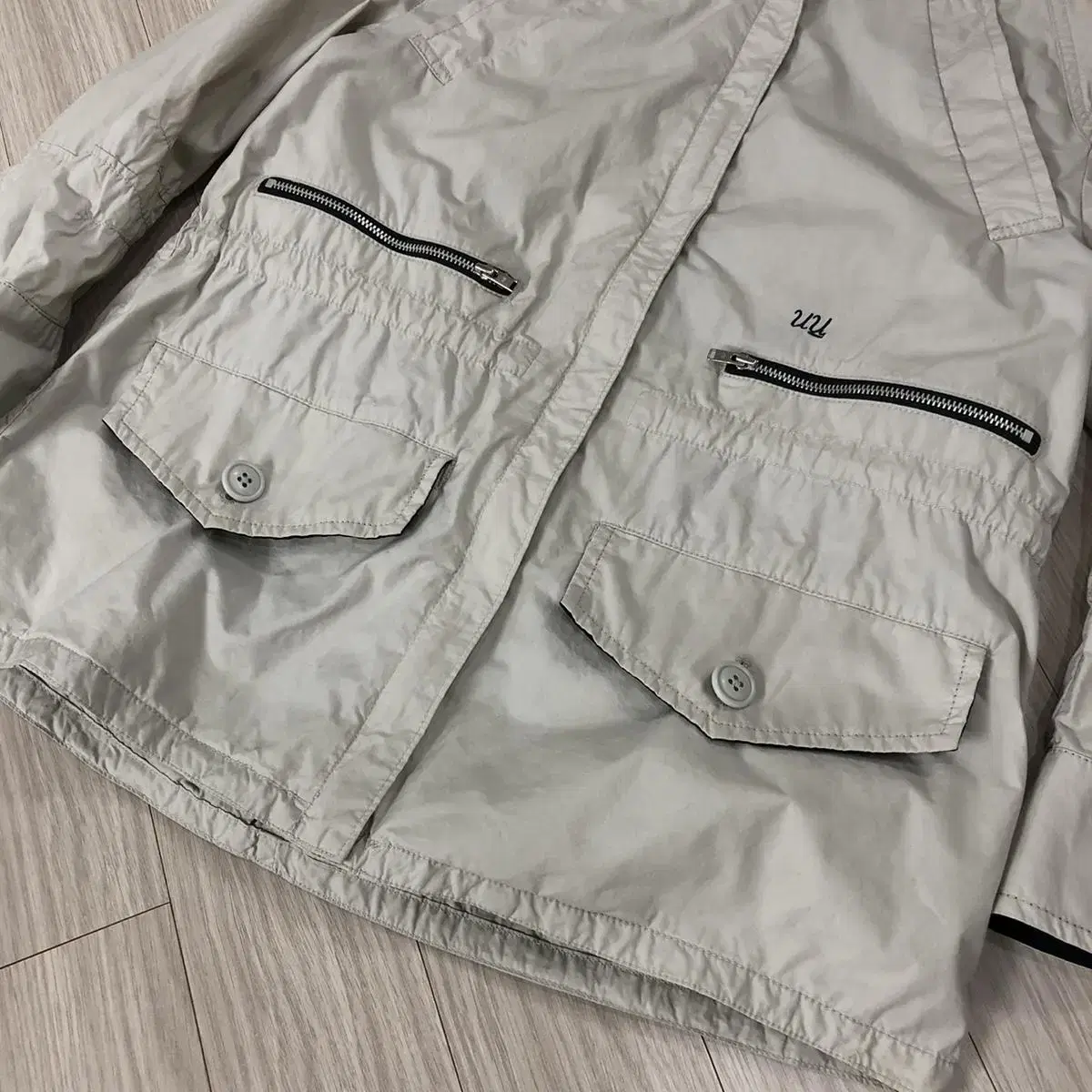 uniqlo X undercover windbreaker. m