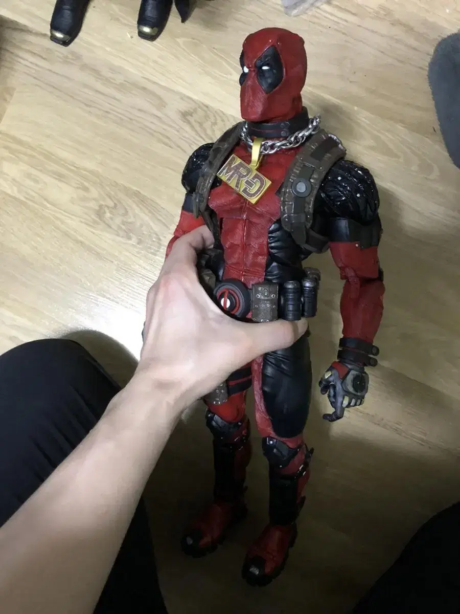 NECA Ultimate Deadpool Box Contents Included Unboxing