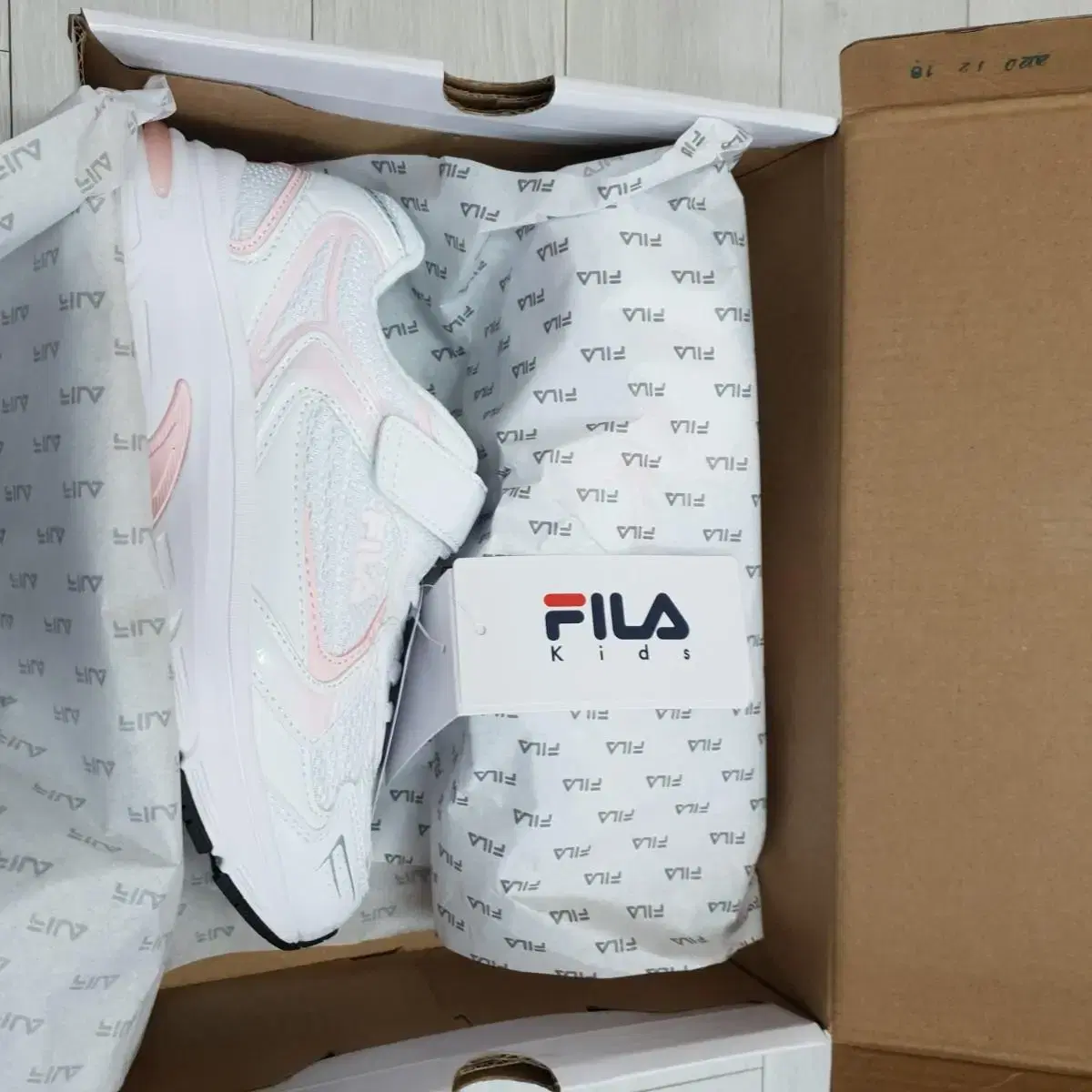 (220)FILA 휠라 스피드스트라이드 21KD[대전 직거래도 가능]