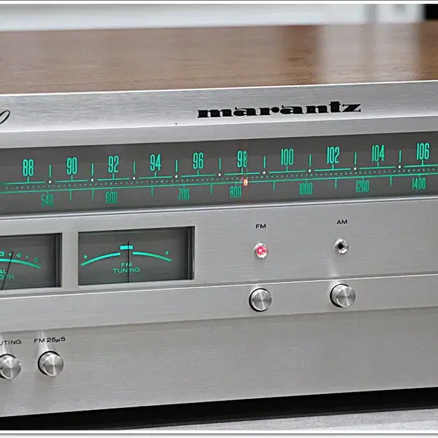 마란츠(MARANTZ) A급 블루턴형 아날로그 튜너 2100 (우드형)