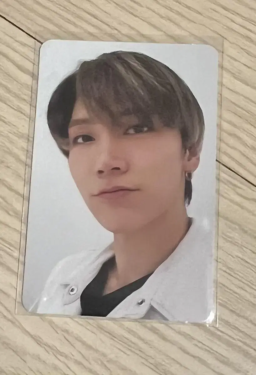 Super M Super One ten photocard Lucas postcard