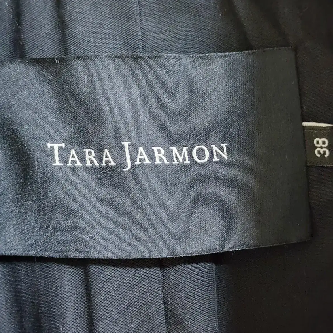 타라자몽 tara jarmon