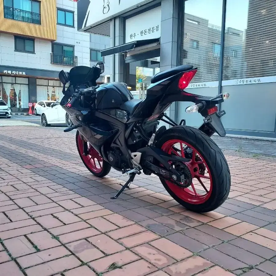 스즈키 gsxr-125 21년식 판매합니다