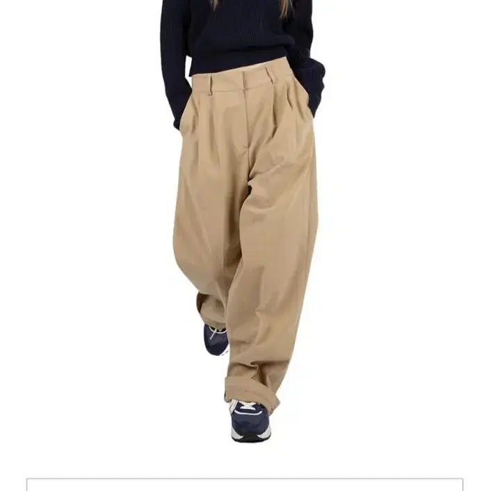 릿킴 reetkeem FORMAL SNUG PINTUCK PANTS 바지