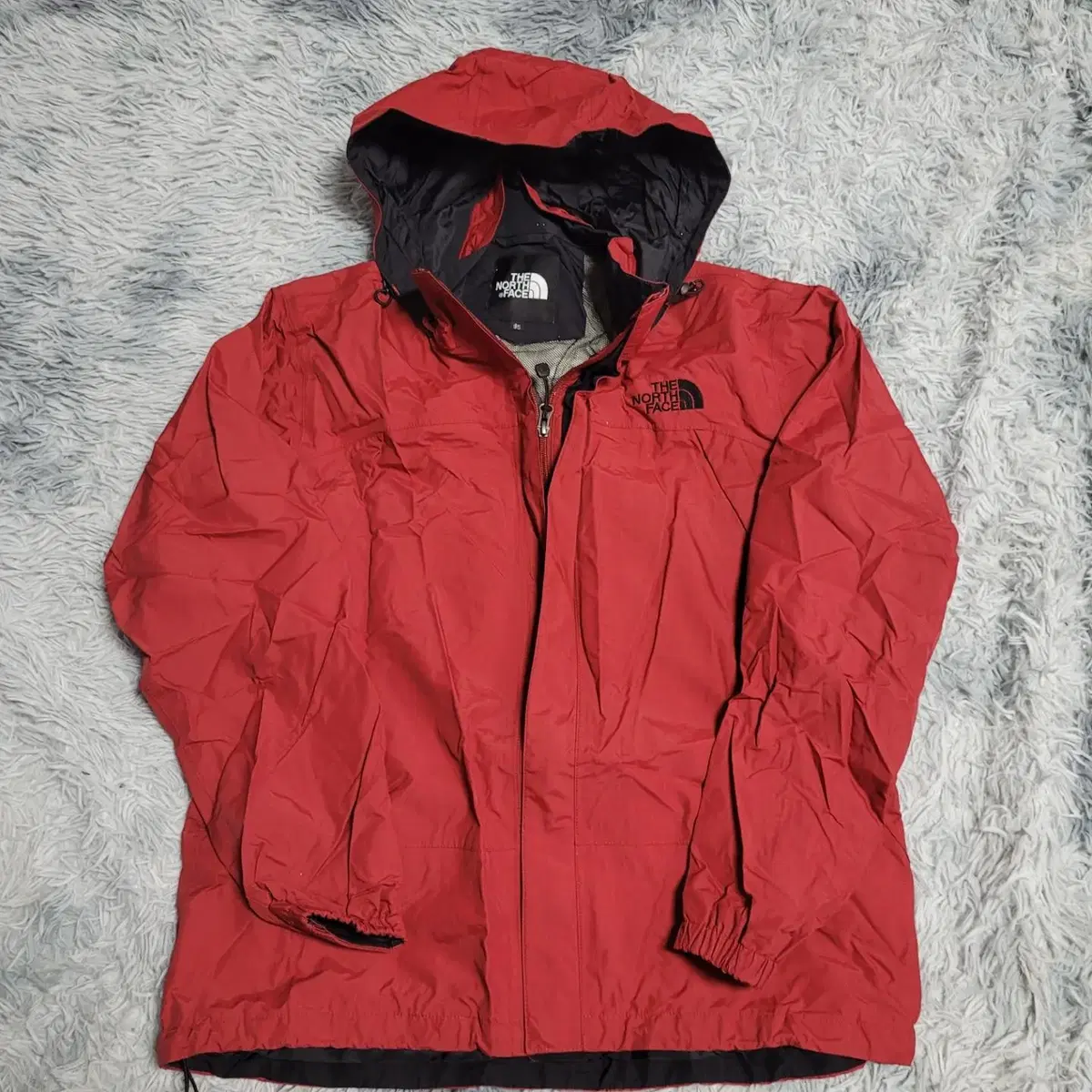 95/ The North Face Red Simple Hooded Windbreaker