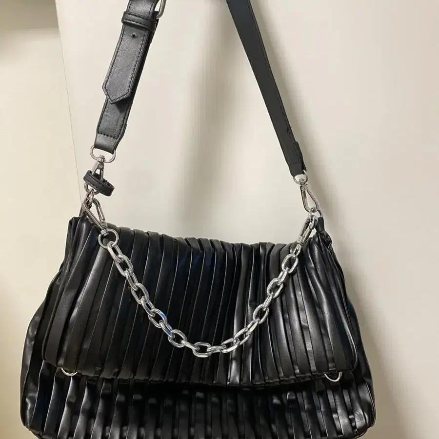 프라이빗룩북 accordian folded bag (black)