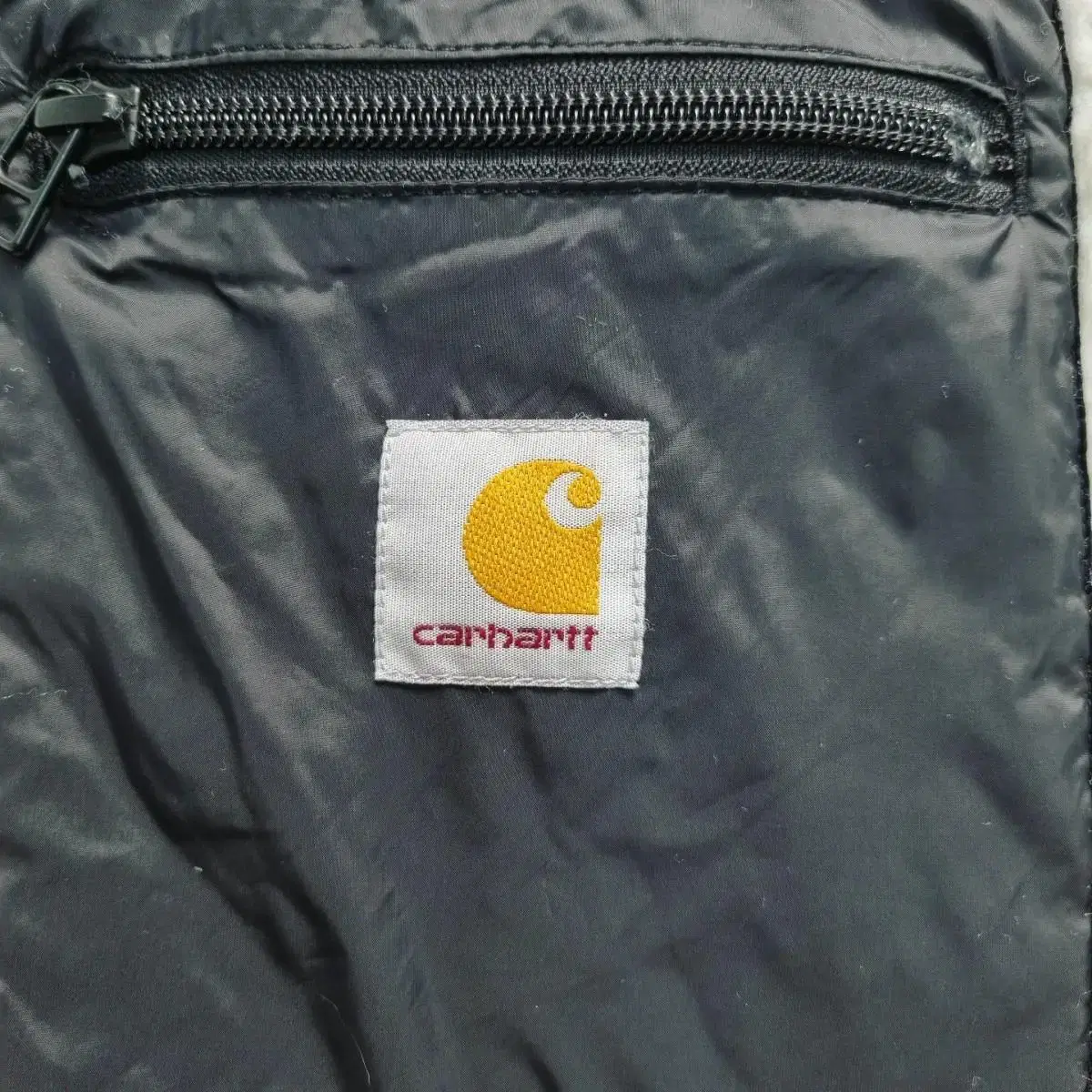 Carhartt fleece jacket