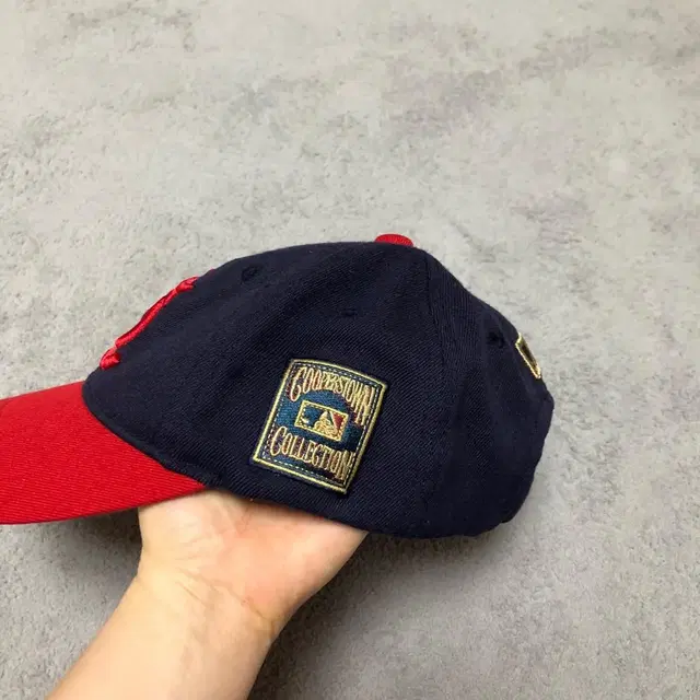 Vintage MLB navy baseball cap