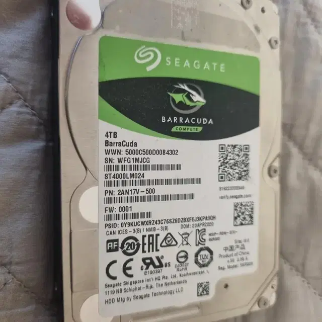 시게이트 바라쿠다 5400RPM 4TB HDD 2.5'