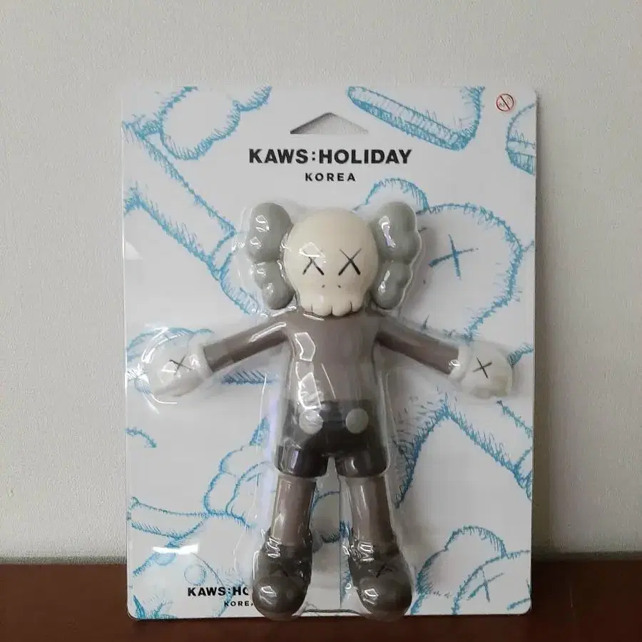 카우스kaws holiday korea companion bath 새상품