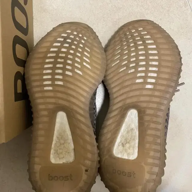 YEEZY 아디다스 이지부스트 350 v2 fade