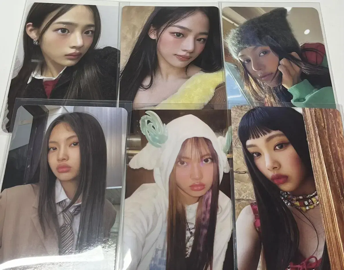 New Jeans photocard sells bags in bulk photocards omg