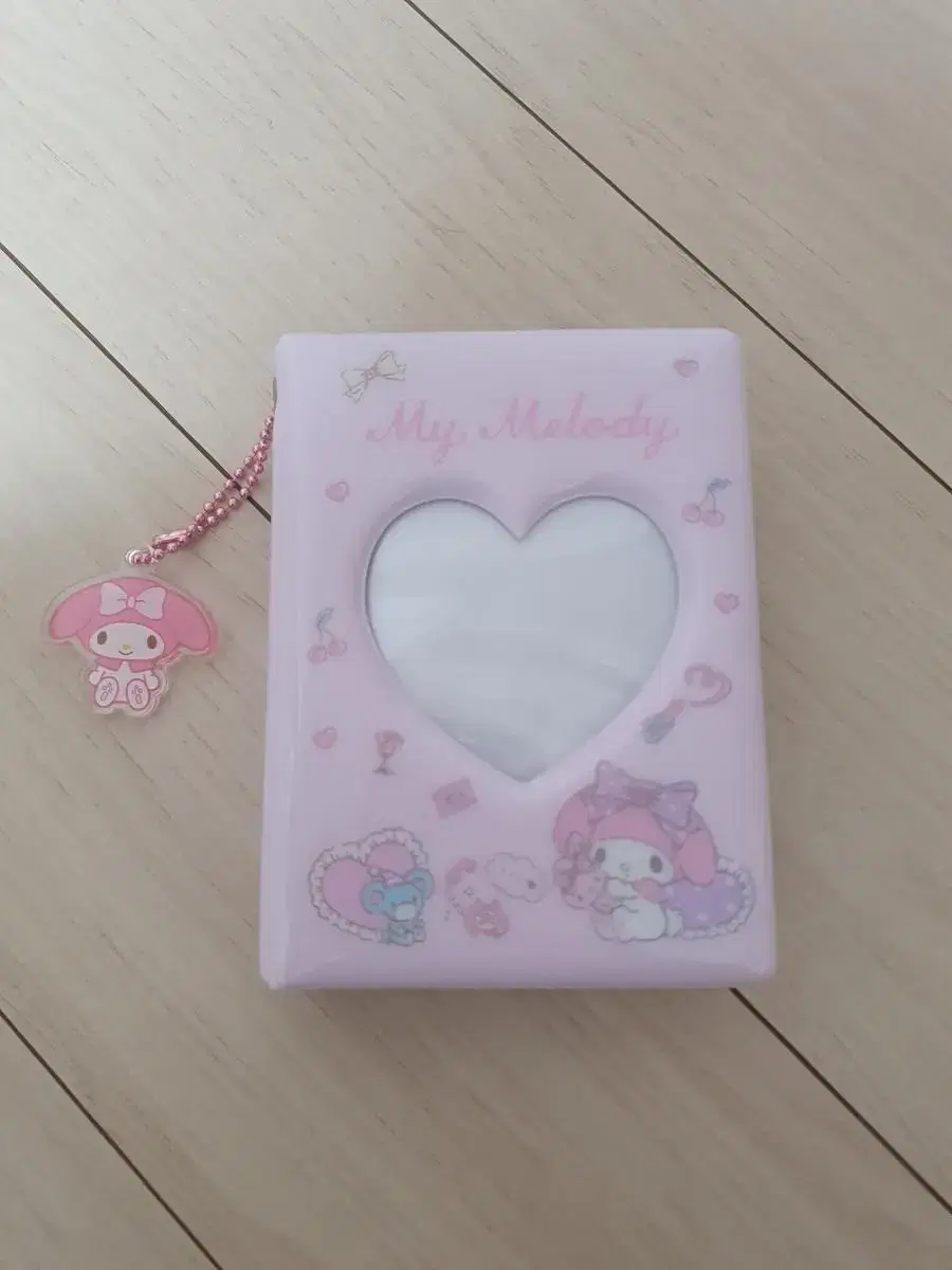 My Melody Collect Book & Keyring