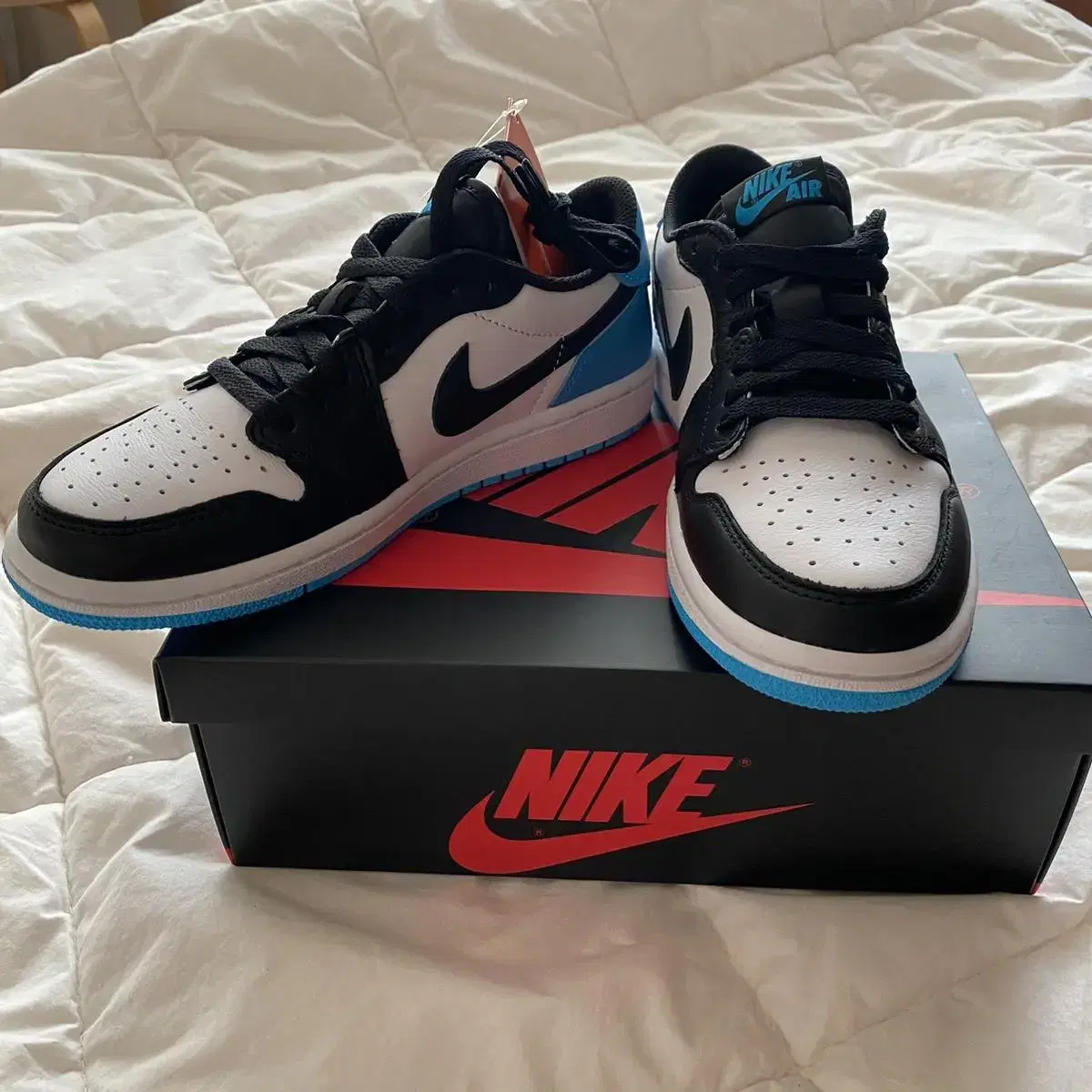 Jordan 1 Retro Low OG Women's 235 New Products