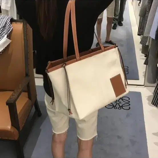 로에베 loewe 토트백