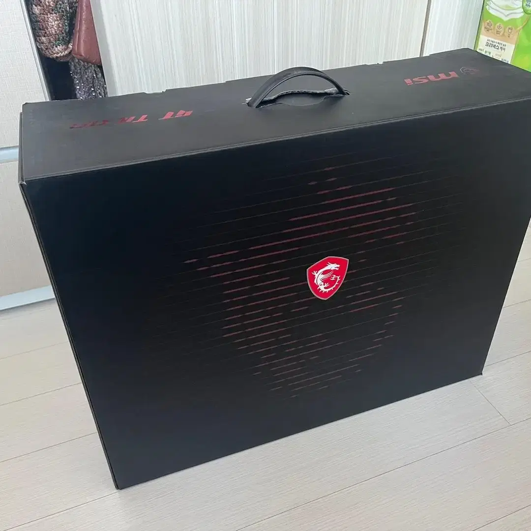 MSI GT76 Titan DT 10SGS WIN10PRO