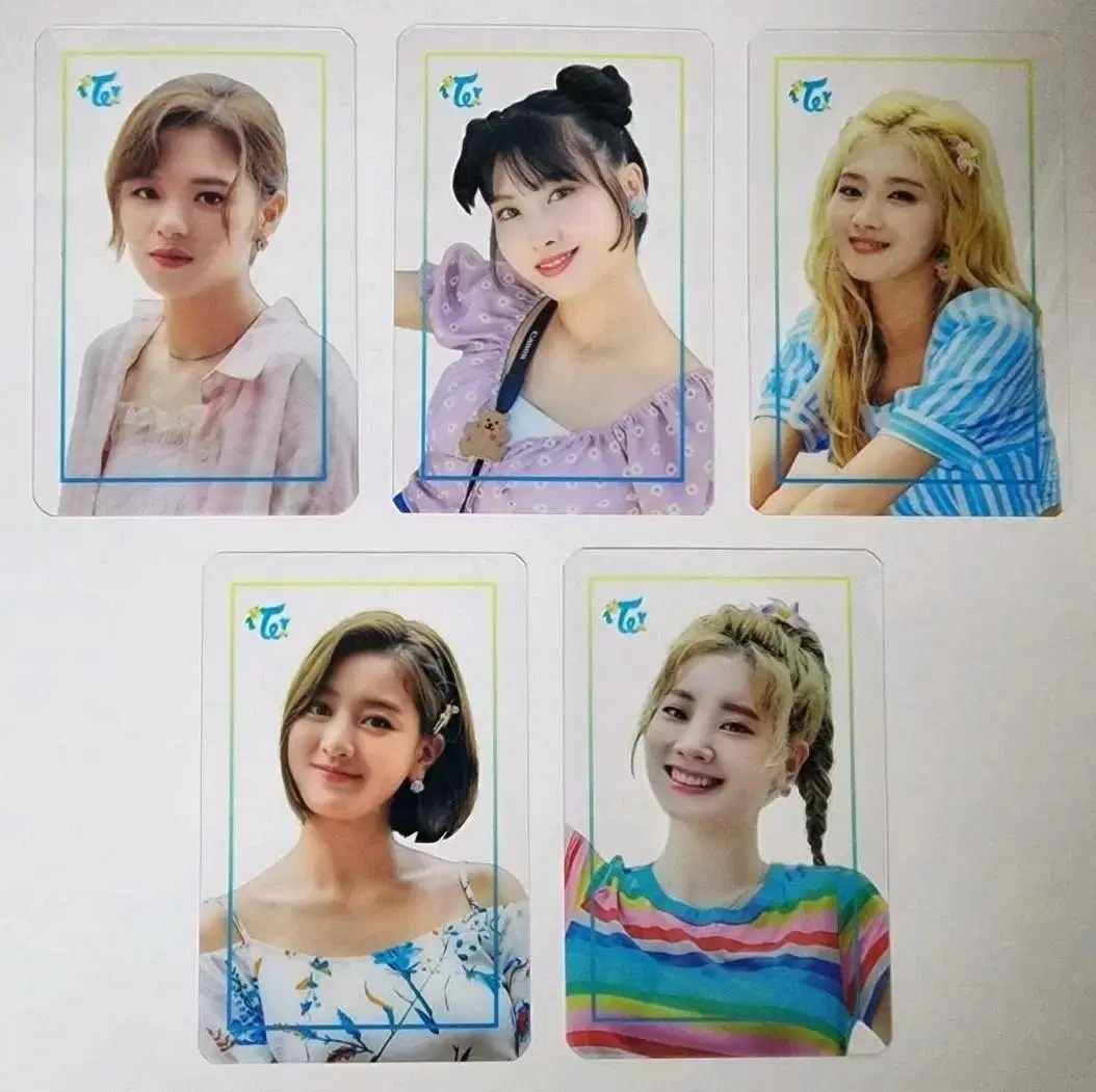 Twice twaii's shop pop up transparent photocard