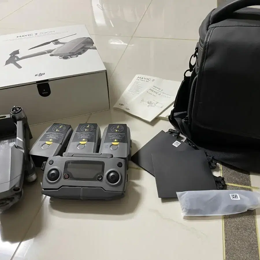 DJI MAVIC 2 ZOOM  +  KIT