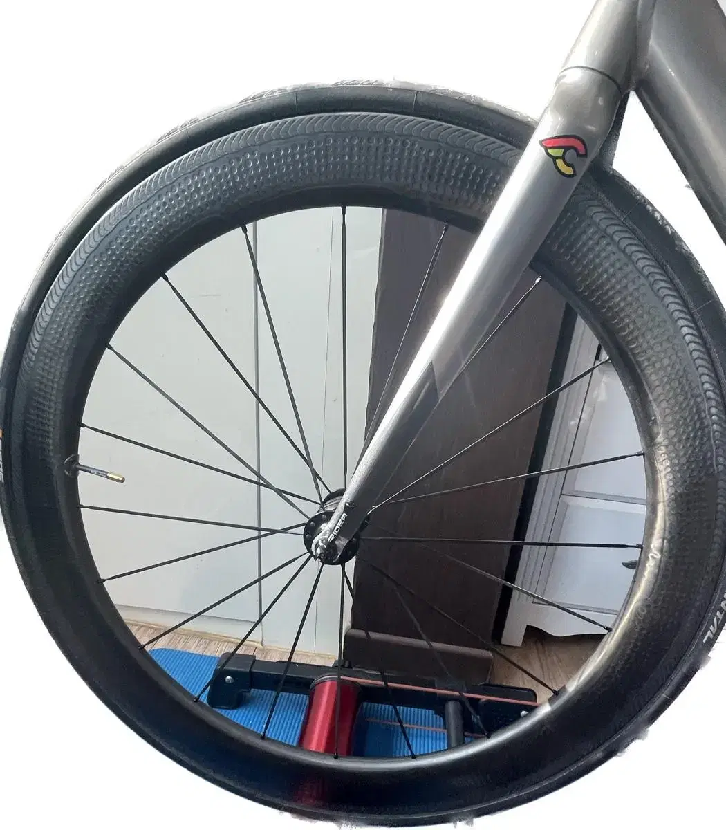 Carbon 50 rim Dimple wheelset