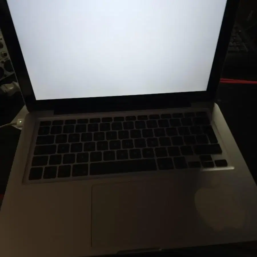 애플 A1278 맥북 부품용 팝니다 MACBOOK