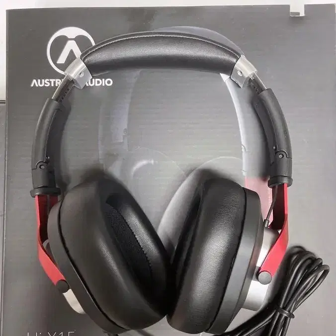 Headphones #헤드폰,#Austrian,#x15,#hix15 on Bunjang Global Site.