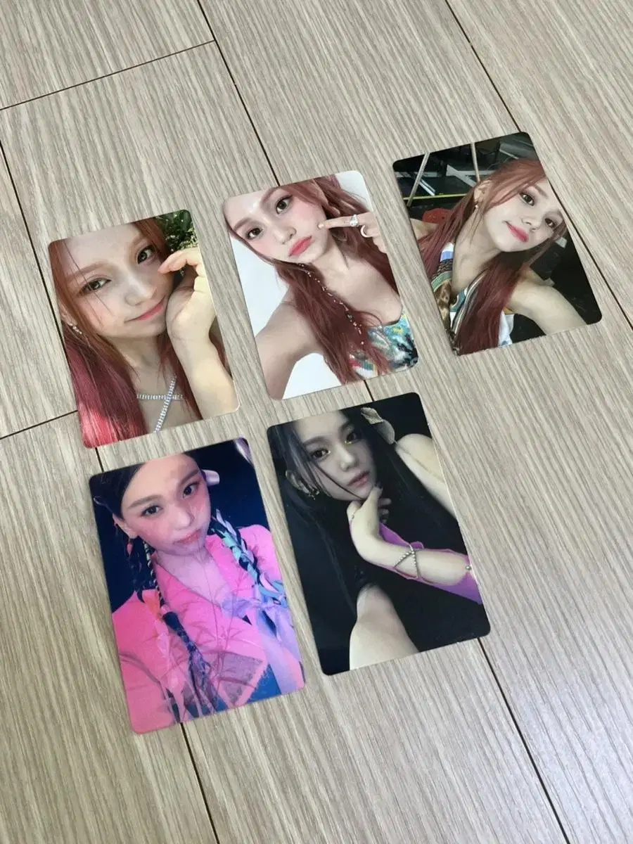 Quick sale) Viviz umji photocard bulk Sell