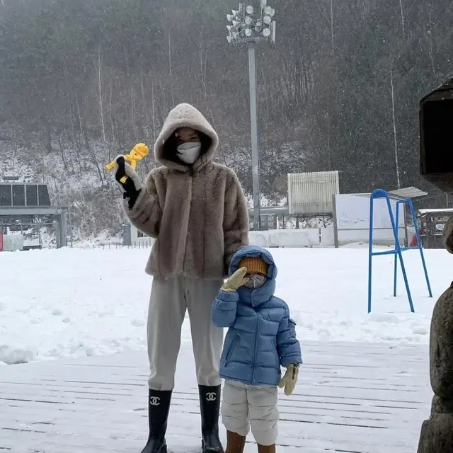 썸제이 에코 시어링 후드밍크자켓