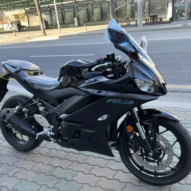 2023년식 YZF R3 흑색 신차 판매합니디