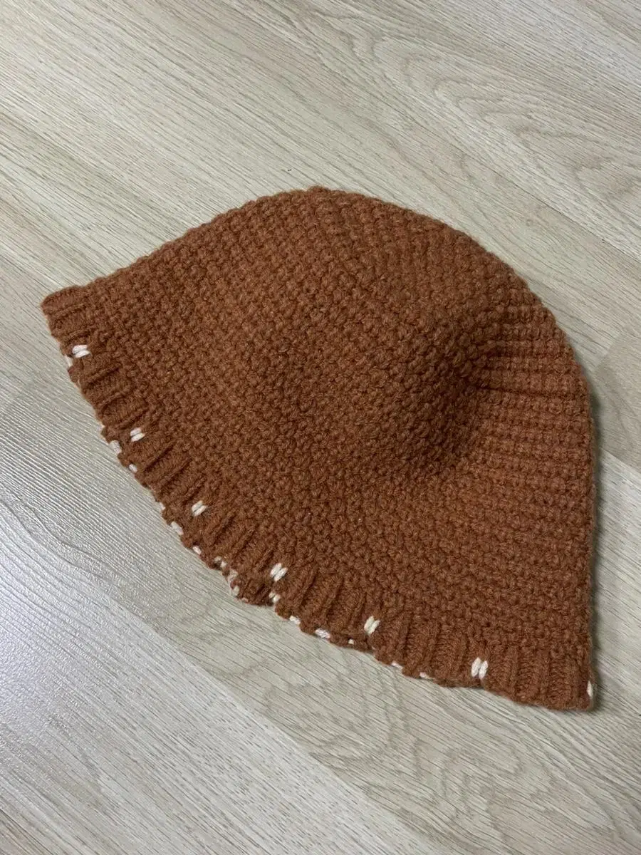 Knitted tangerine hat