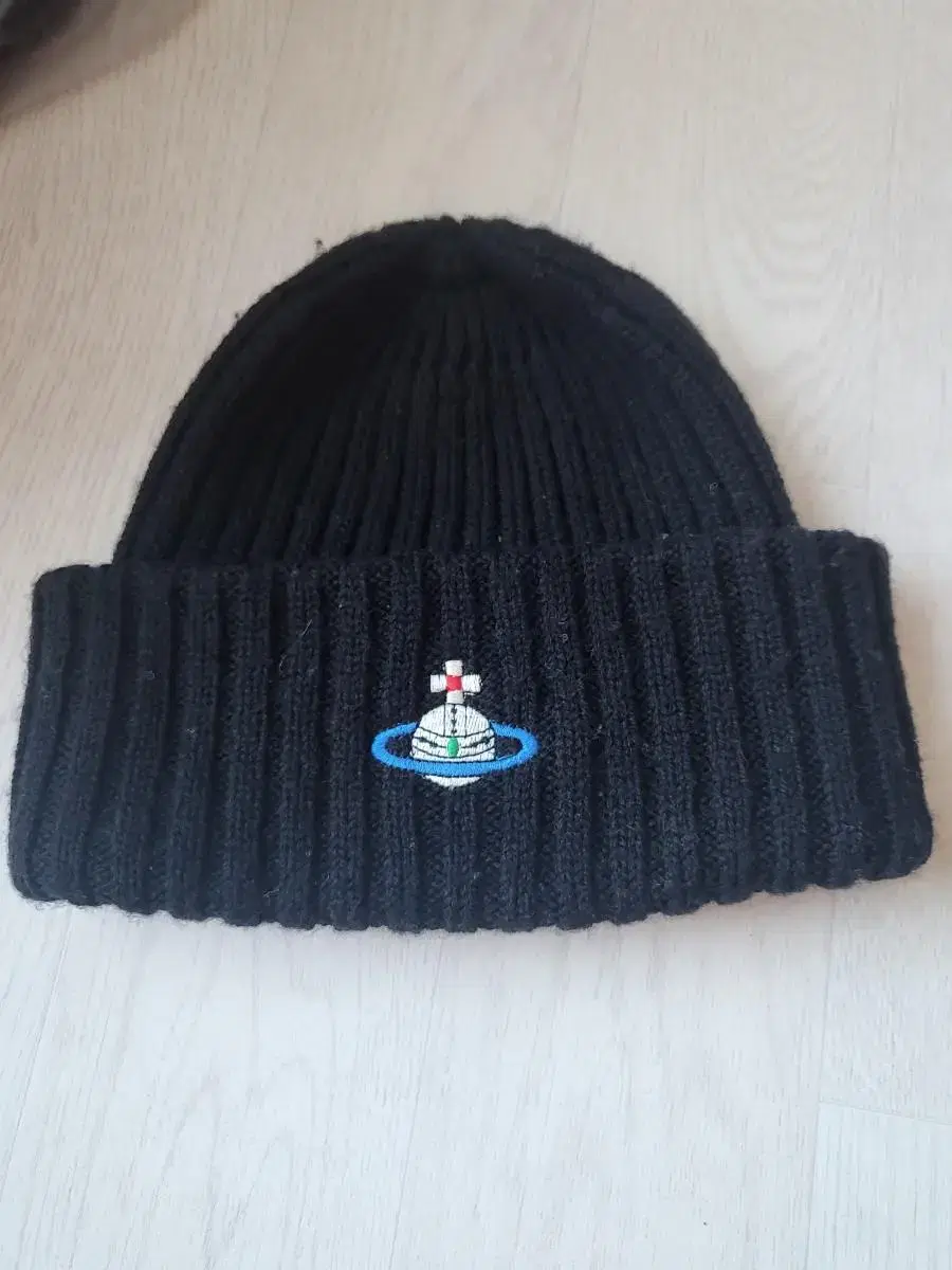 Vivienne Westwood Beanie