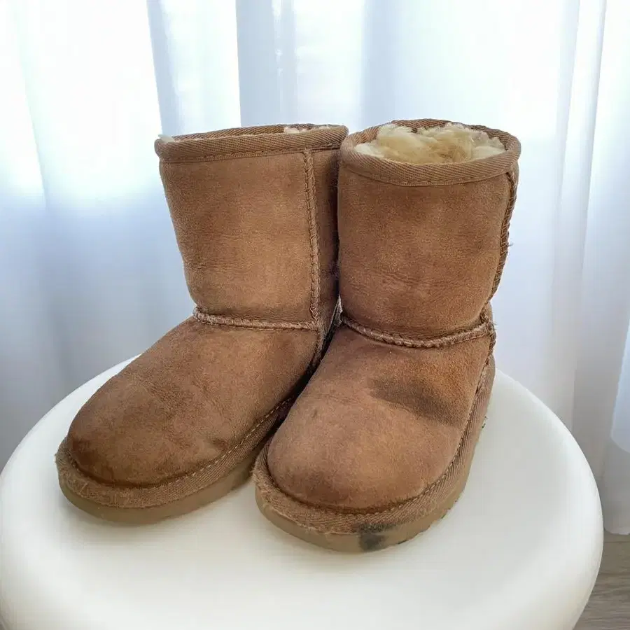 Ugg kids uk6