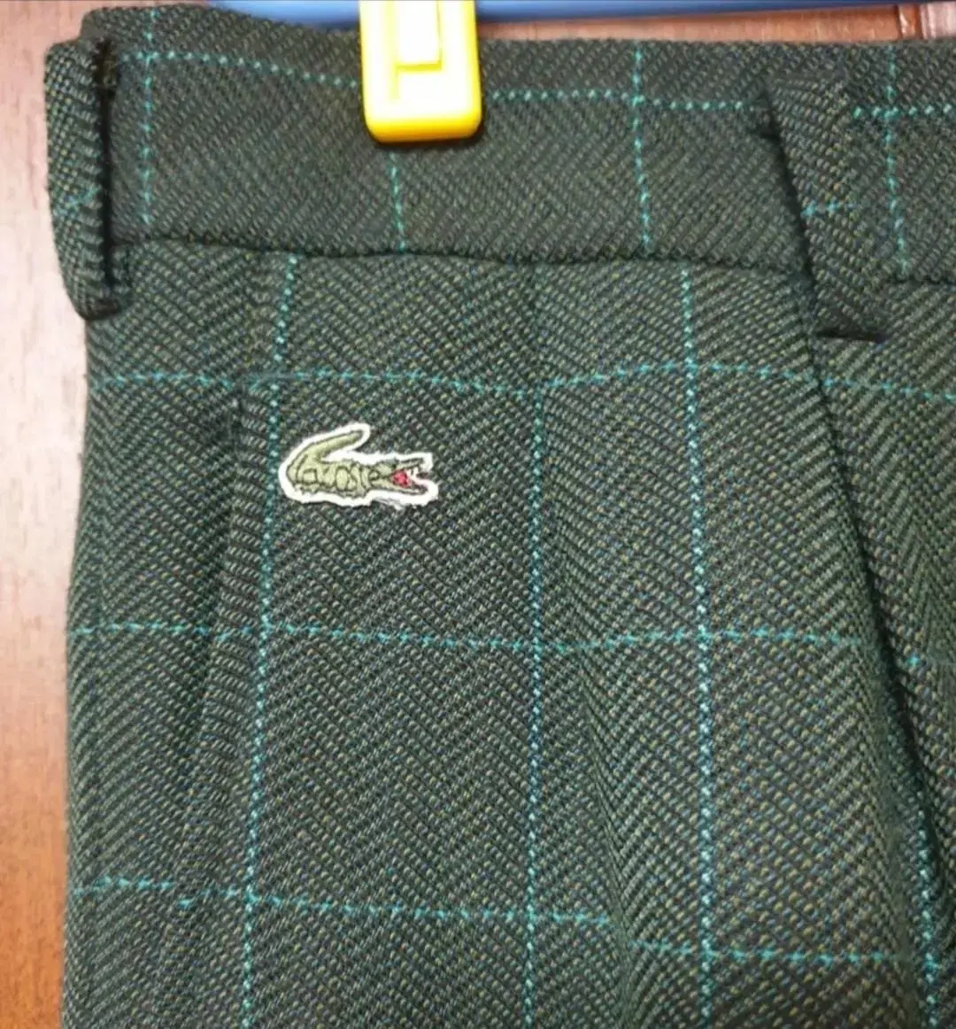 Lacoste Green Check Wide-legged Trousers (33)