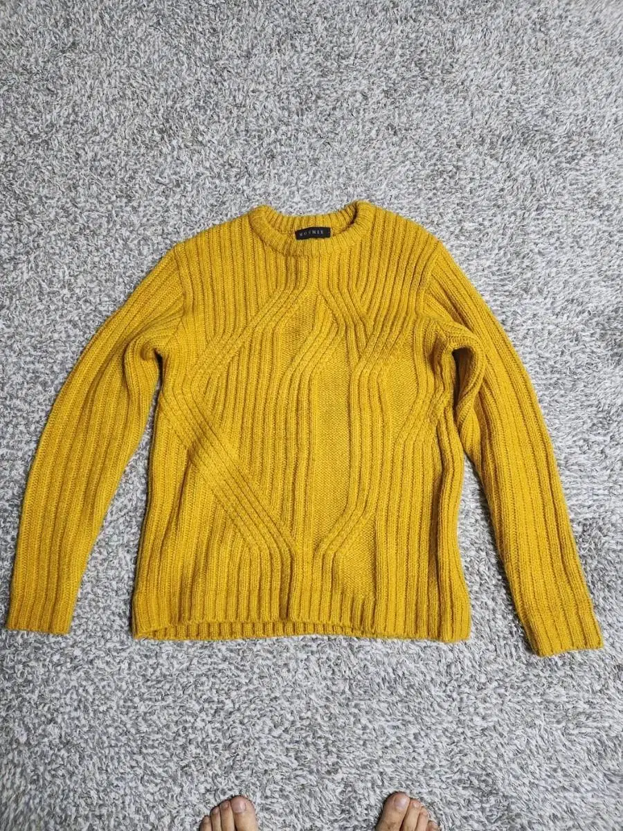 Men's Thick Mustard Knit Size 100