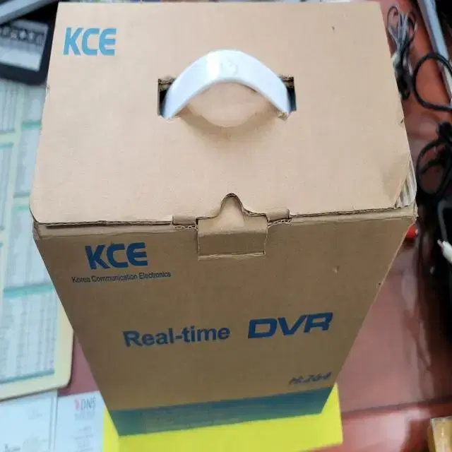 KCE 4채널 아나로그 CCTV 녹화기 K2-U400 250G DVR