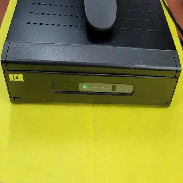 KCE 4채널 아나로그 CCTV 녹화기 K2-U400 250G DVR