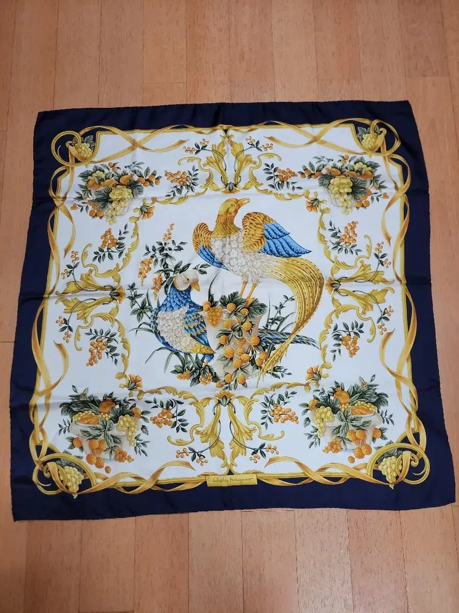 Pergamosilk Scarf