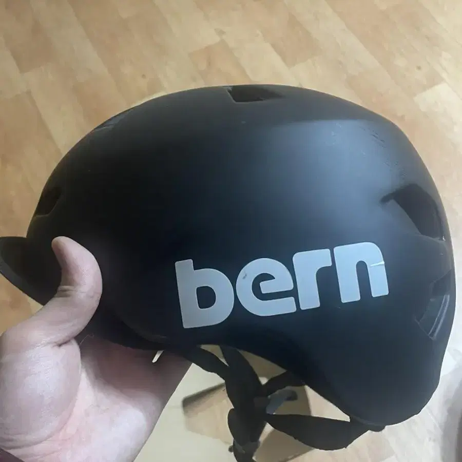 bern 브렌트우드 헬멧 XXL(60.5-62cm)