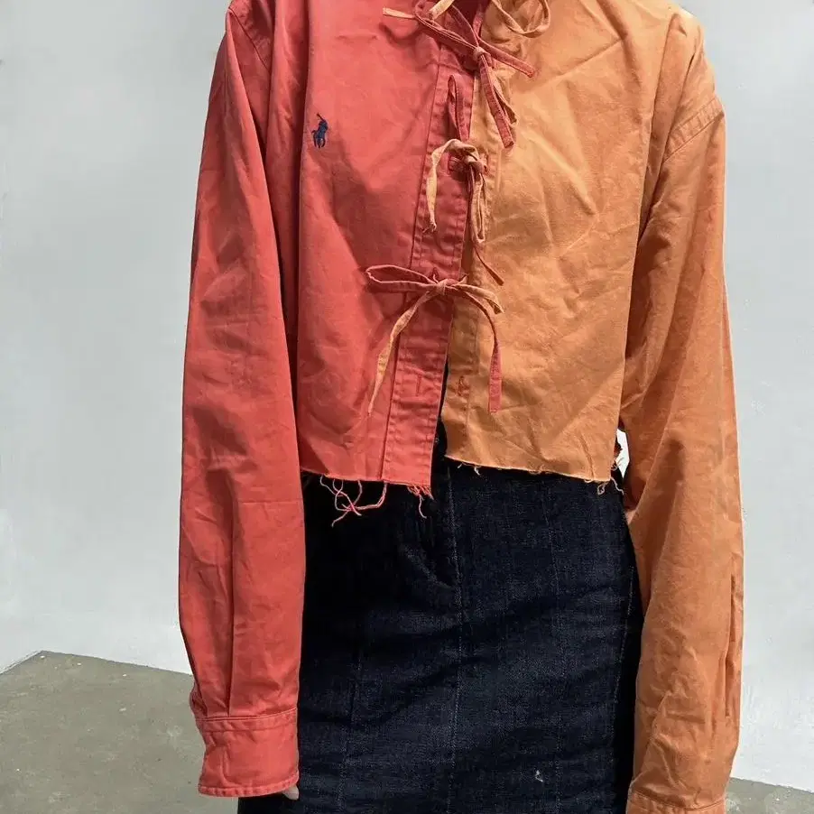 77circa Vintage Re-make cropped shirt