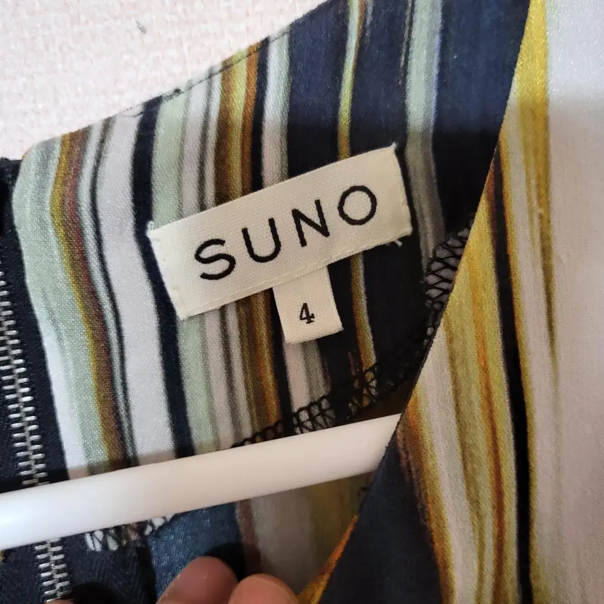 SUNO 실크 원피스