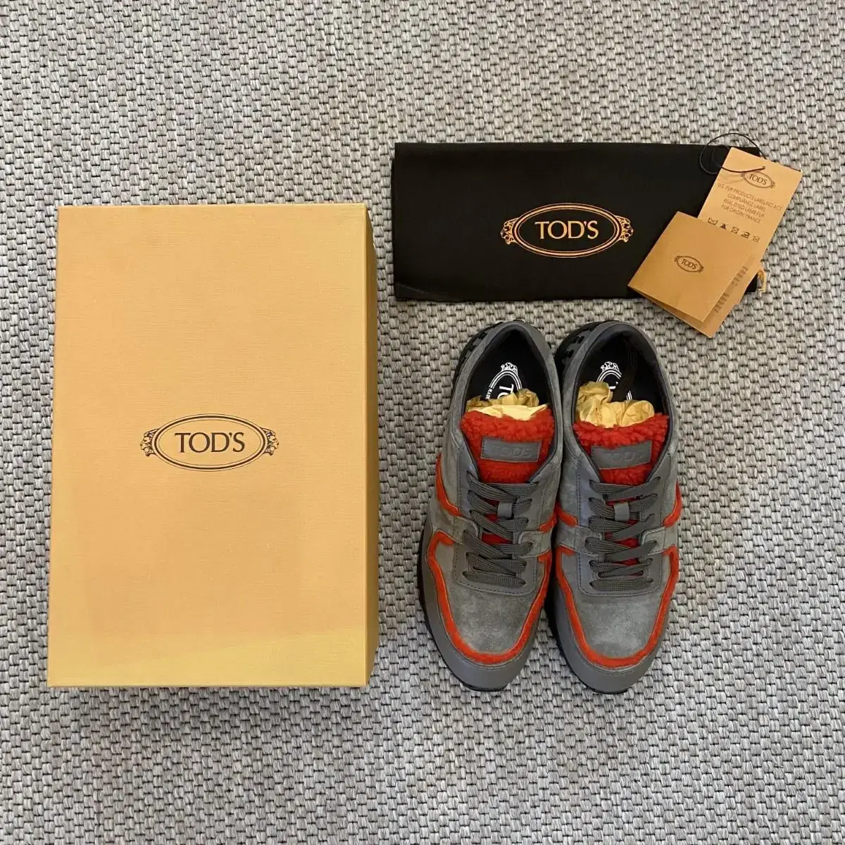 TOD's 토즈 최고급 라인 프랑스 무스탕 쉐링 양가죽 스니커즈