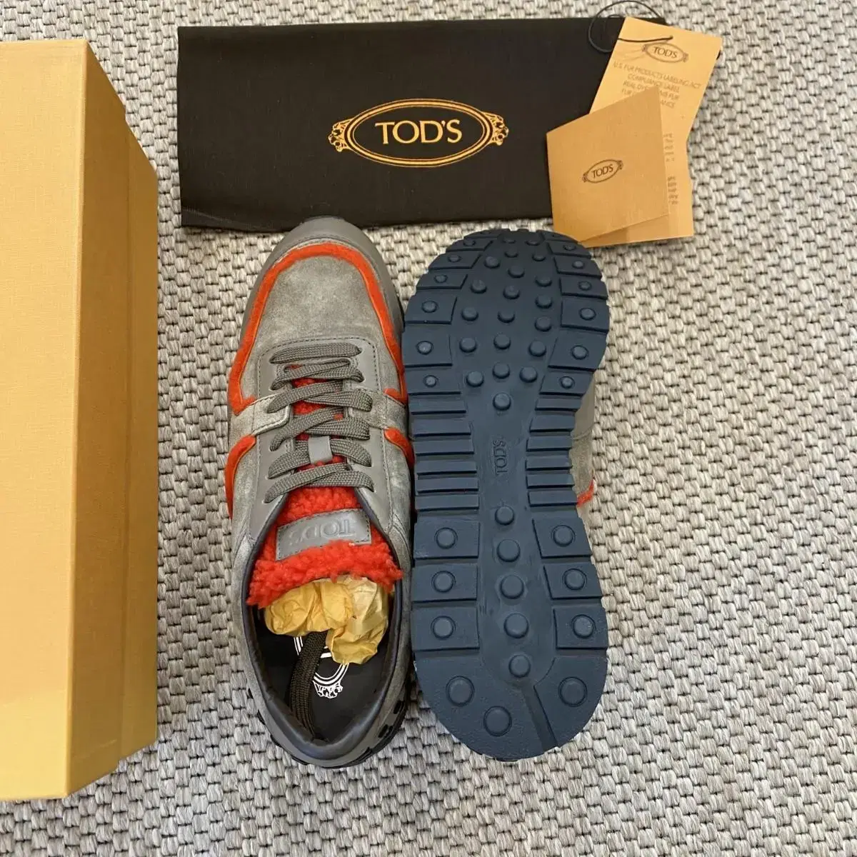 TOD's 토즈 최고급 라인 프랑스 무스탕 쉐링 양가죽 스니커즈