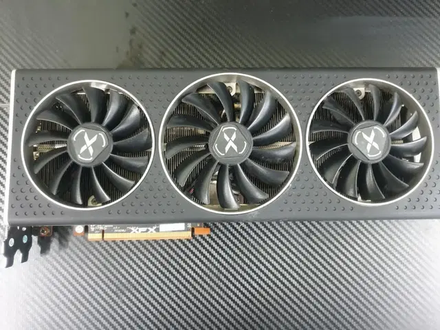 xfx 6700xt 팝니다