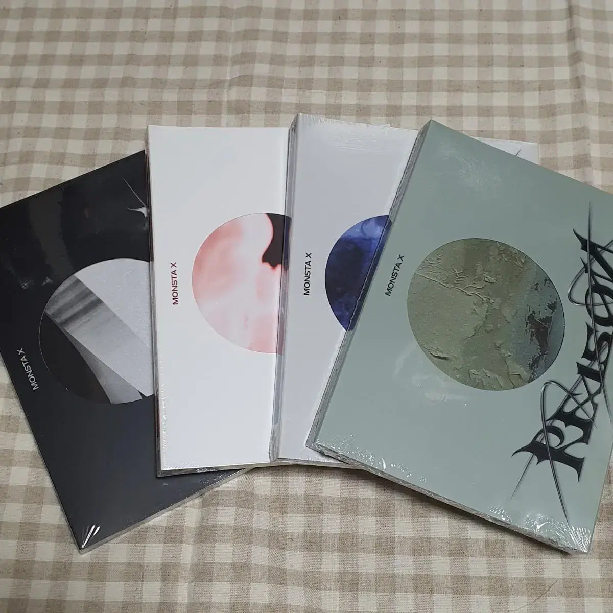 Monsta x Reason sealed album WTS