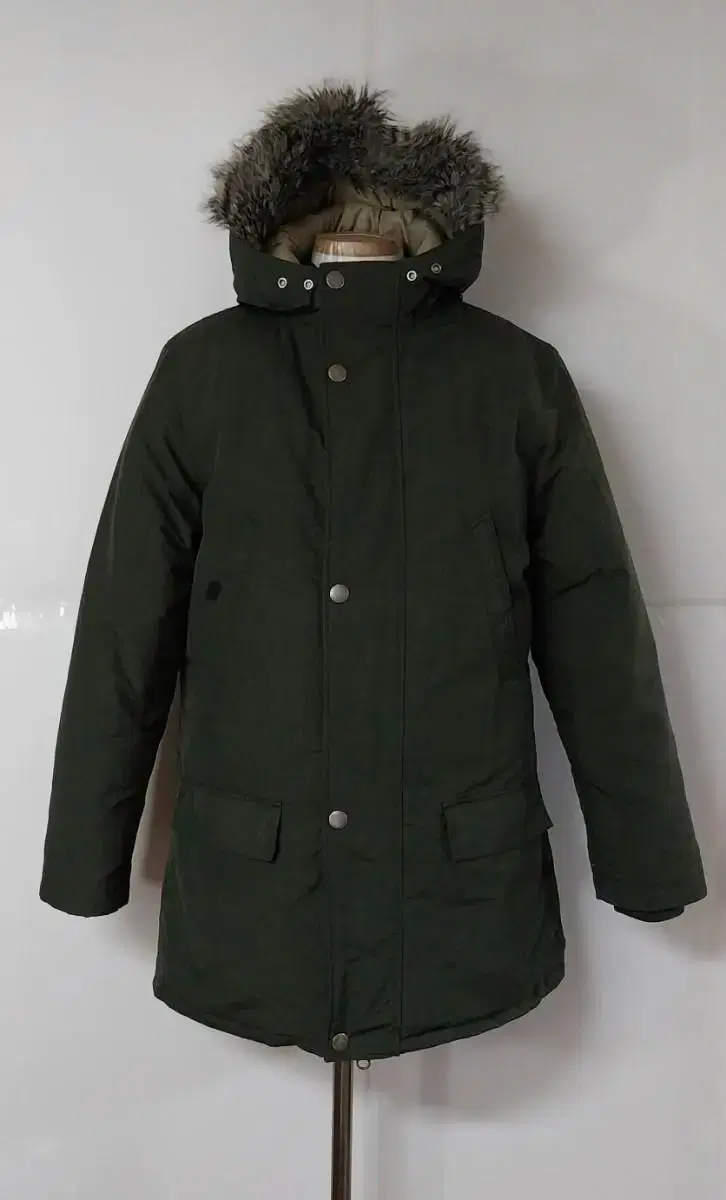 100) Fred Perry Luxury Padded Duck Down Parka