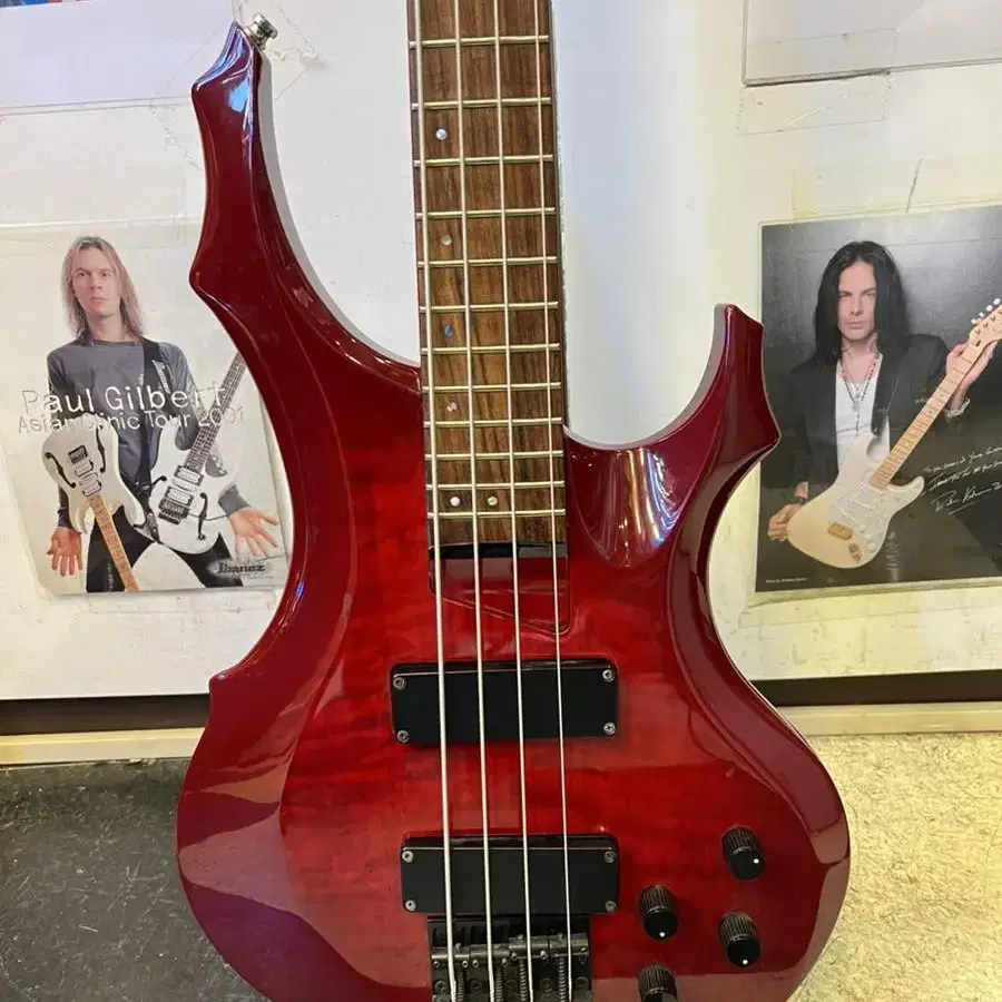 Edwards E-T-98 FR Red (라캉시엘 테쓰야 모델)