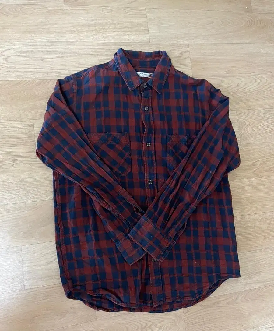 Unisex checked shirt