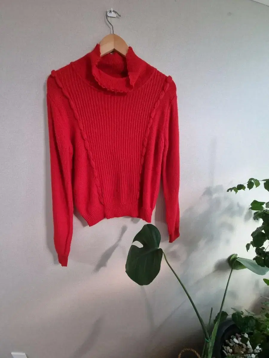 Red Mock Pola Knit