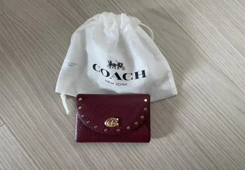 New product) Coach kard wallet