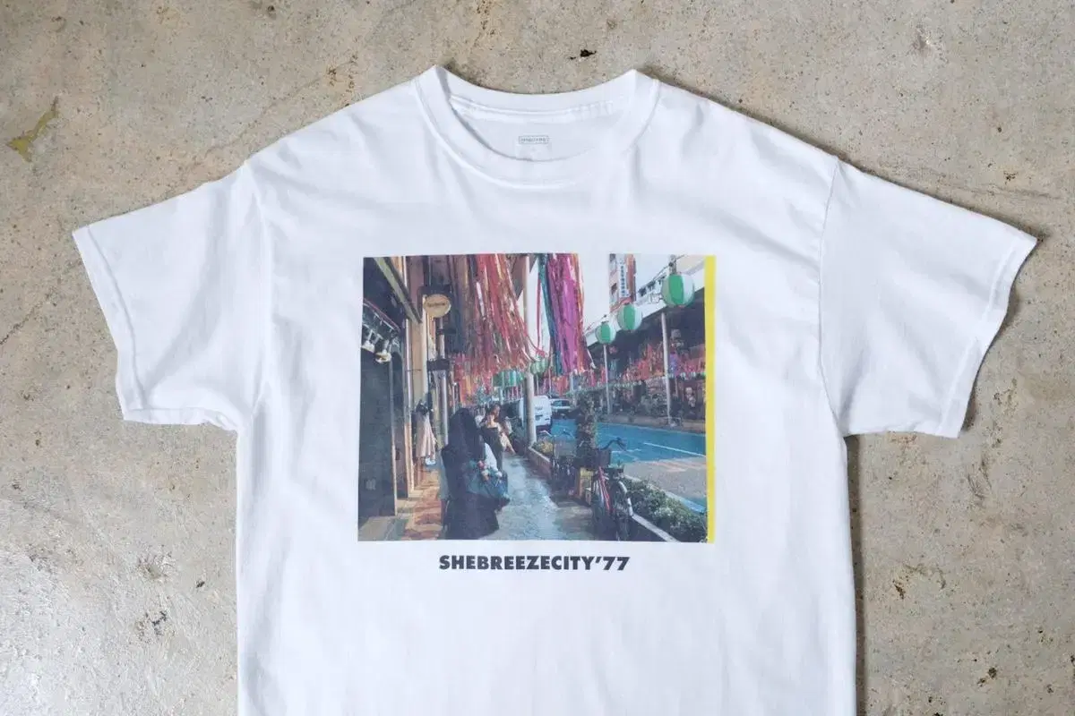 tang tang SHEBREEZECITY 77 Archive T-Shirt