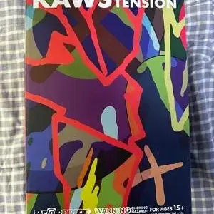 카우스 텐션 베어브릭 400%100% kaws tension